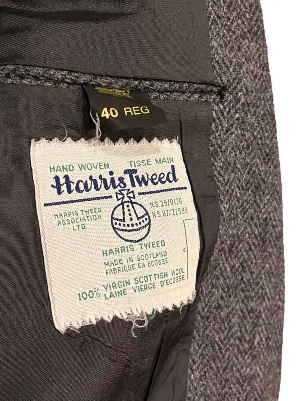 Vintage Harris Tweed Wool Jacket Blazer Grey Herringbone Men's Size 40R - Picture 3 of 3
